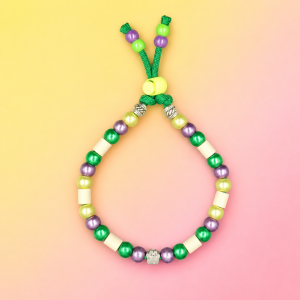 Collier nature pour chien Berde Chic avec perles céramiques EM, couleurs vertes, violettes et ivoire, création artisanale française Peps4Pets.